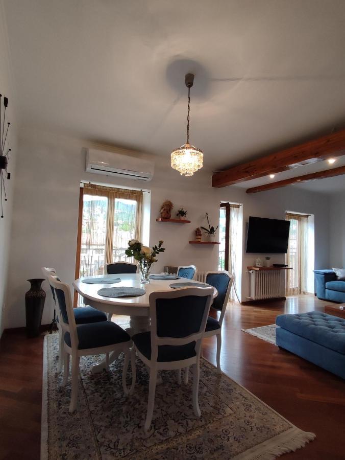 Deluxe Apartment Lejla - Free Garage Parking Szarajevó Kültér fotó